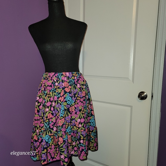 SHEIN Dresses & Skirts - SHEIN Curve Boho Floral Mini Skirt Size 1X NWOT Bohemian Cottage Core
